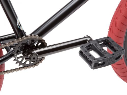 Велосипед KINK BMX Gap FC, 2020 Черный с красными покрышками Freecoaster фото 4